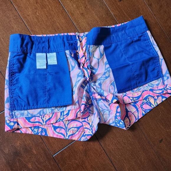Lilly Pulitzer The Kerrie Short 3" Inseam Size 4 - Picture 12 of 13